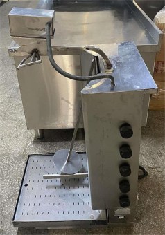 Μεταχειρισμένος Γύρος Αερίου Με 5 Καυστήρες Για 30Kg Κρέας PANARITIS